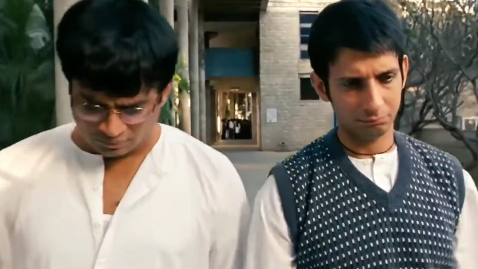 Hum Dukhi The Lekin Humse Bhi Jyada Dukhi Blank Meme Download & Generator
