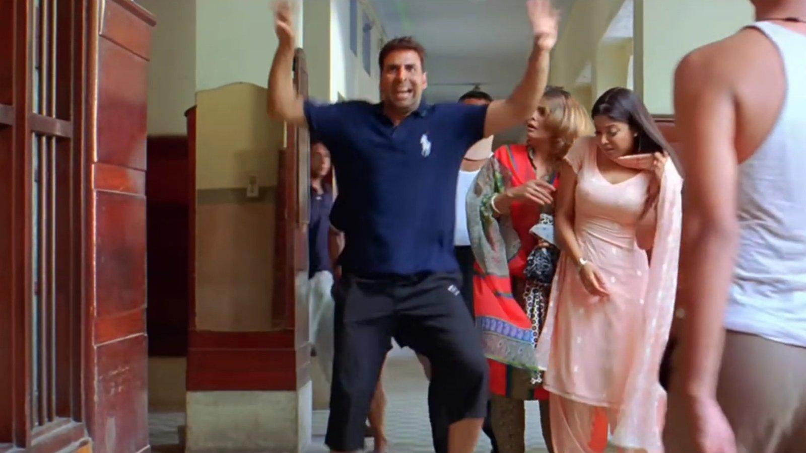 Behen Darr Gayi, Behen Darr Gayi Blank Meme Template & Generator