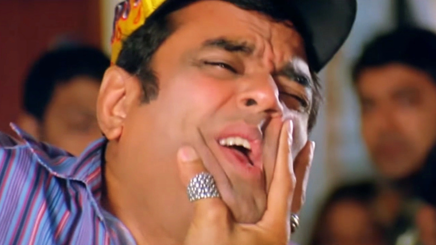 Hum Teeno Nange, To Phir Aapas Me Kyon Pange