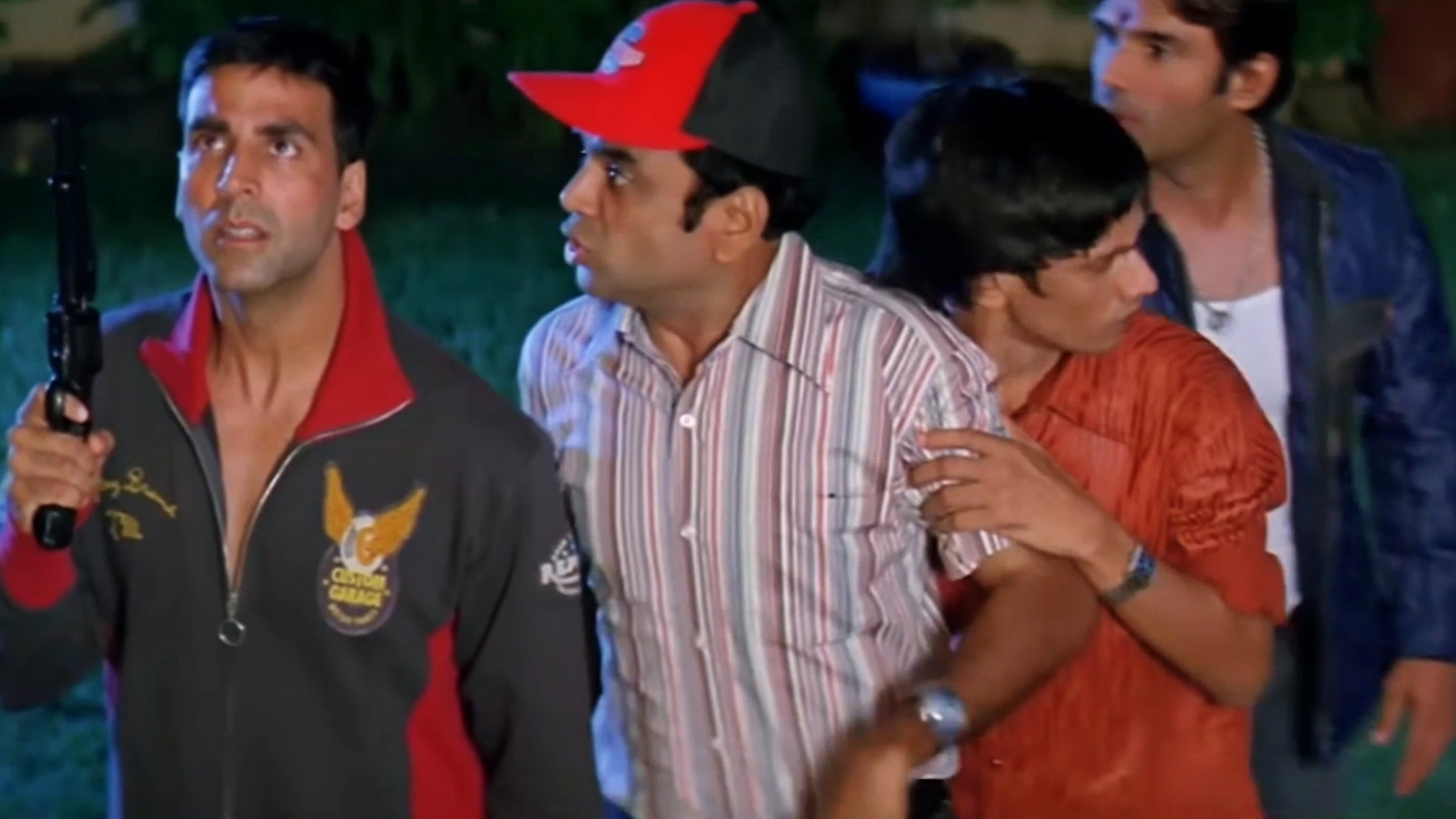 Idhar Ka Jo Strict Hai Na, Wo Bahut Kanoon Hai,