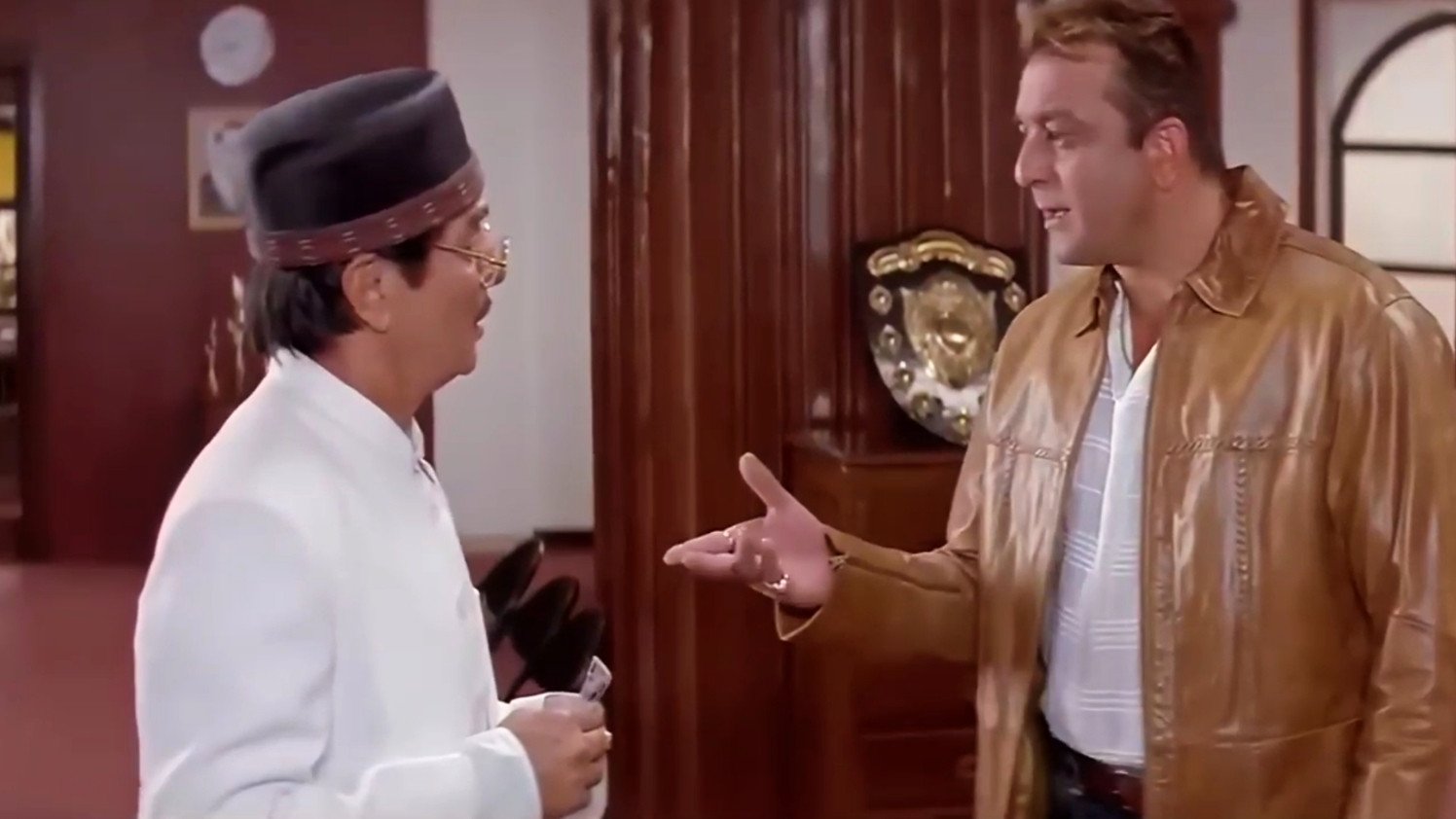 Tum To Purush Lagta Hai Blank Meme Template & Generator