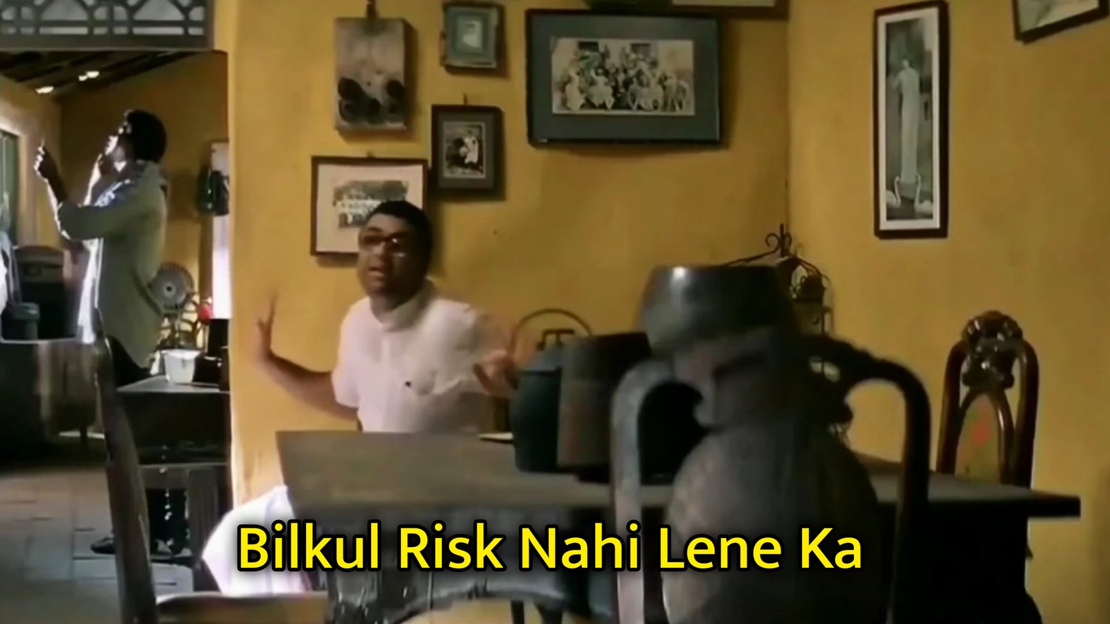 Bilkul Risk Nahi Lene Ka Meme Template