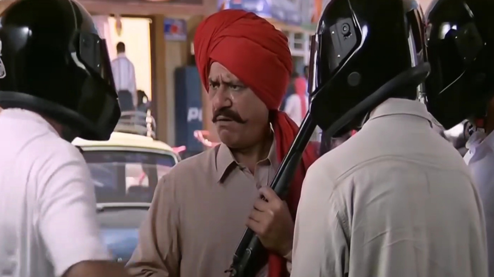 Hum Teeno Tudwa Hai Blank Meme Download & Generator