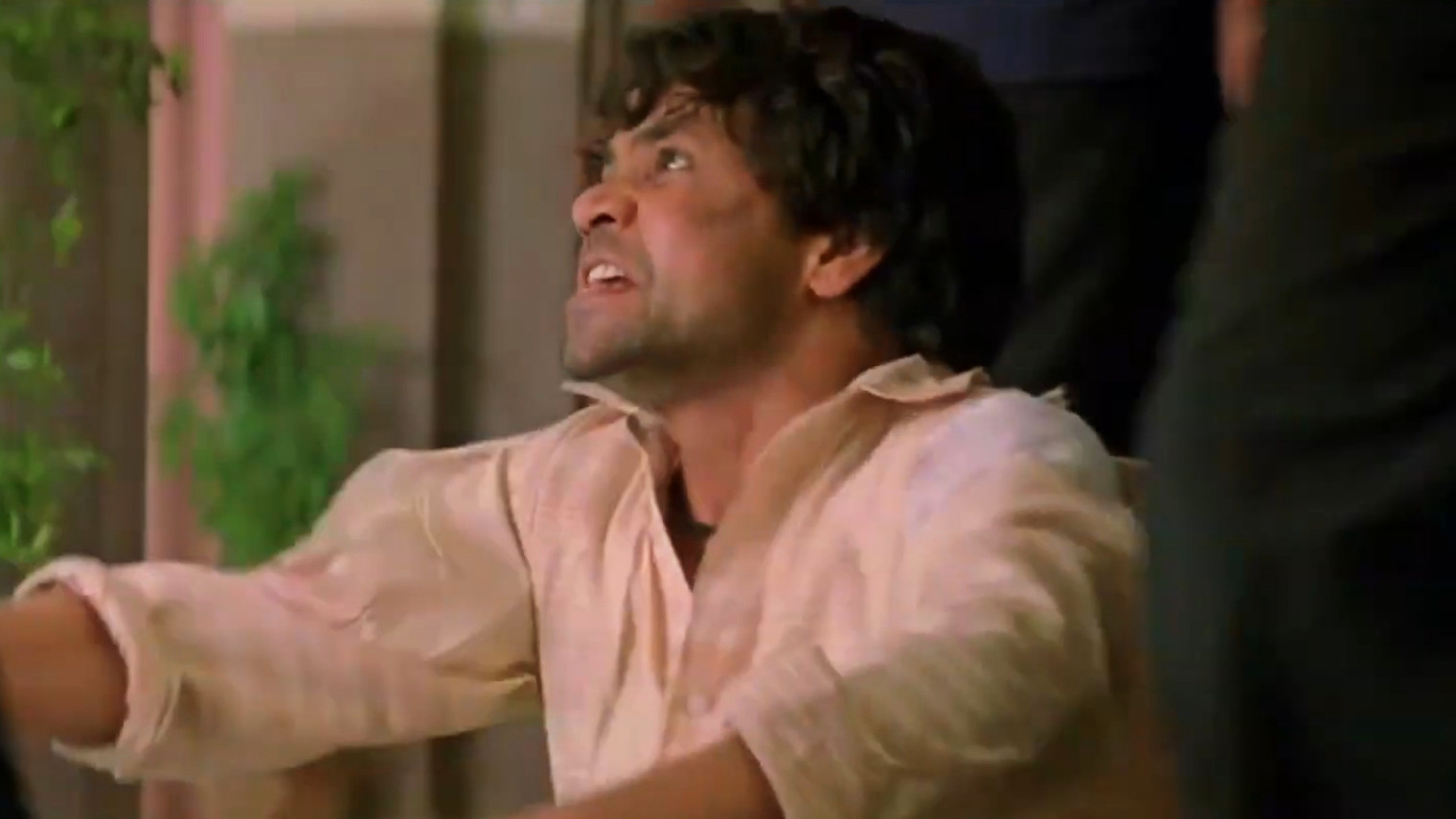 Maaro, Humko Maaro, Humko Zinda Mat Chhodo Saalo Blank Meme Template