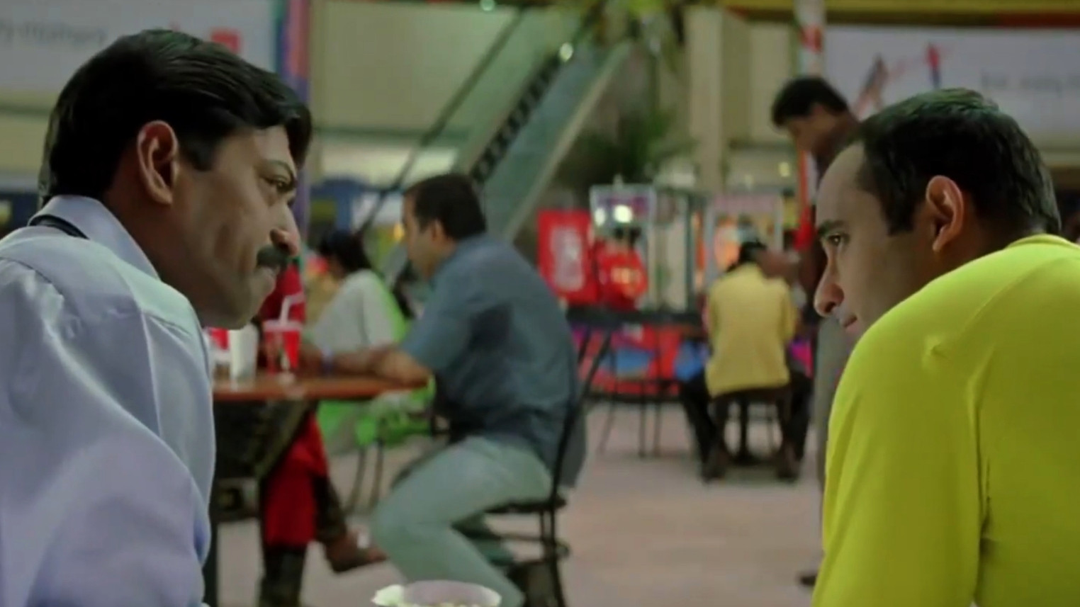 Tere Paas Ek Hi Rasta Hai Dost, Tu Baap Badal Le Blank Meme Template