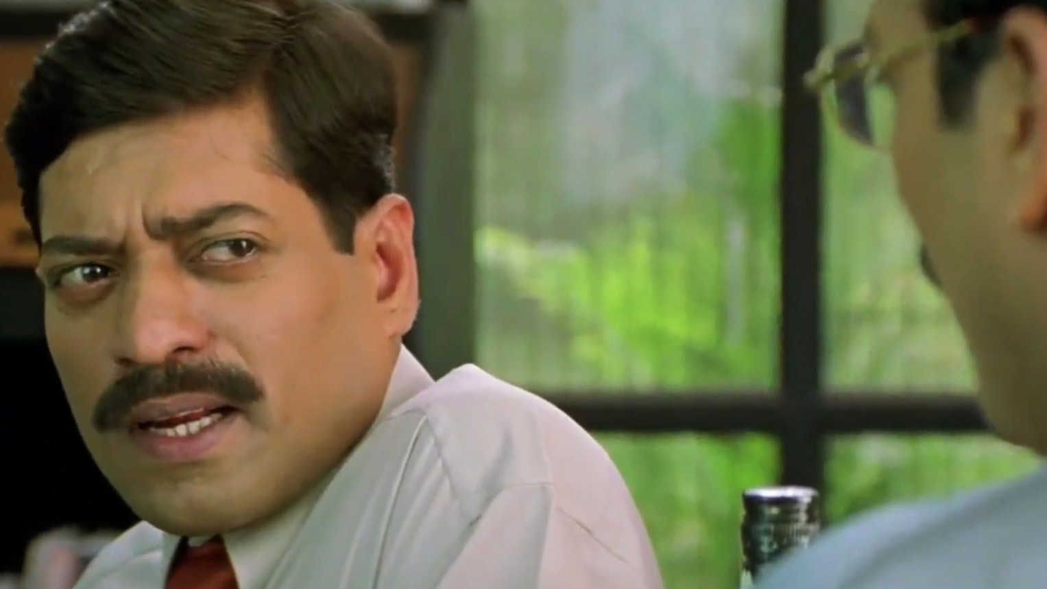 Tum Yaha Akele Rehte Ho Naa? Blank Meme Template