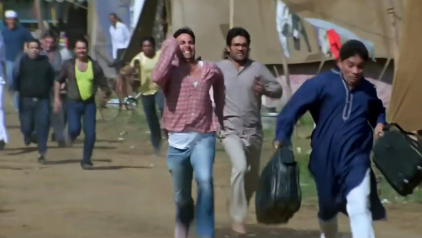 Akshay Kumar Running Phir Hera Pheri Meme Template