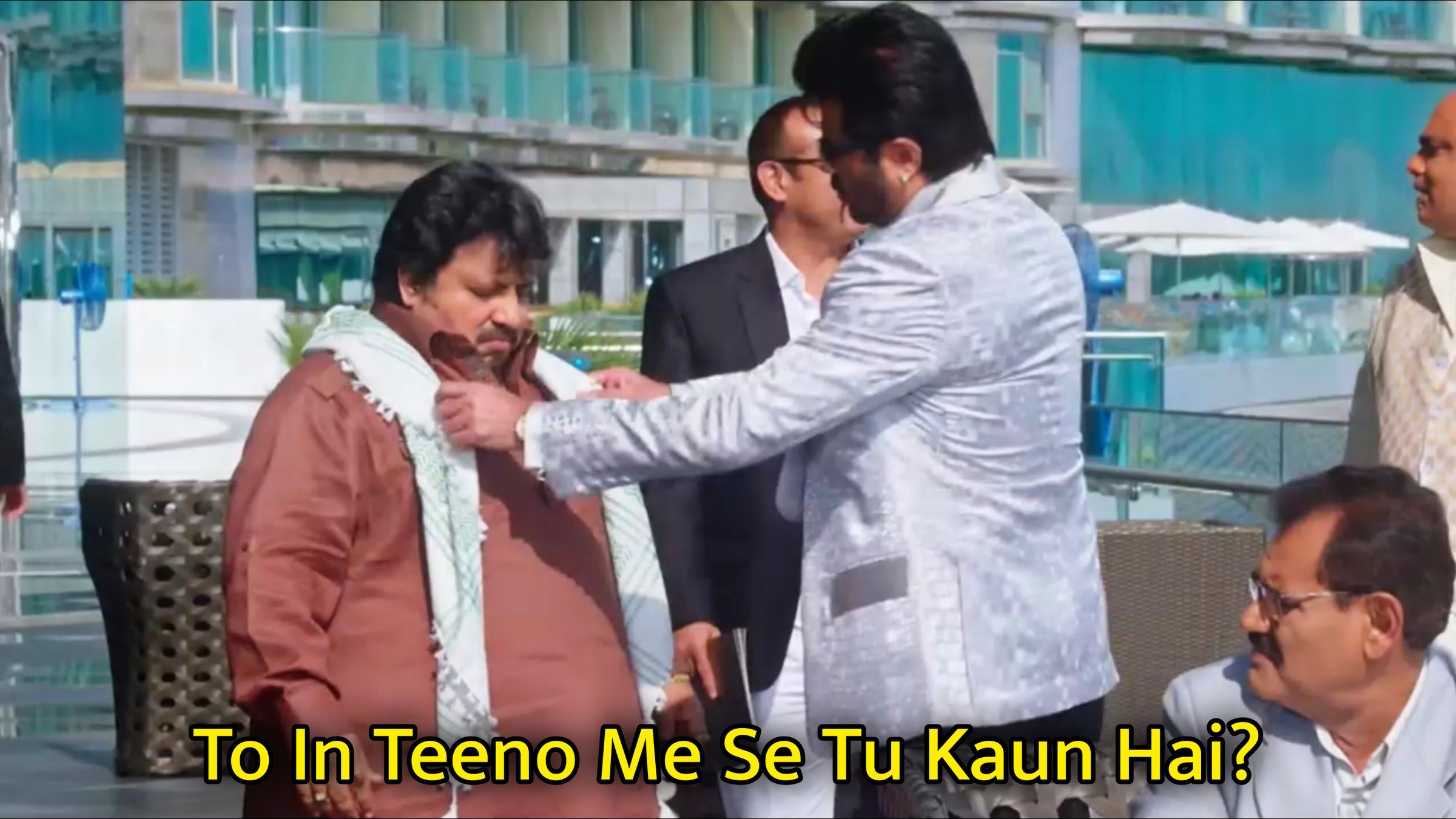 To In Teeno Me Se Tu Kaun Hai? Meme Template