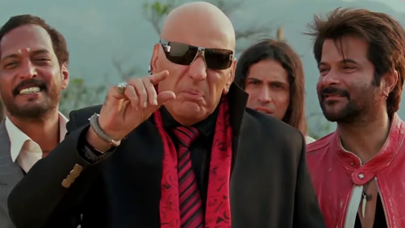 Burai Kitni Bhi Badi Kyu Na Ho Acchai Ke Samne Blank Meme Download & Generator