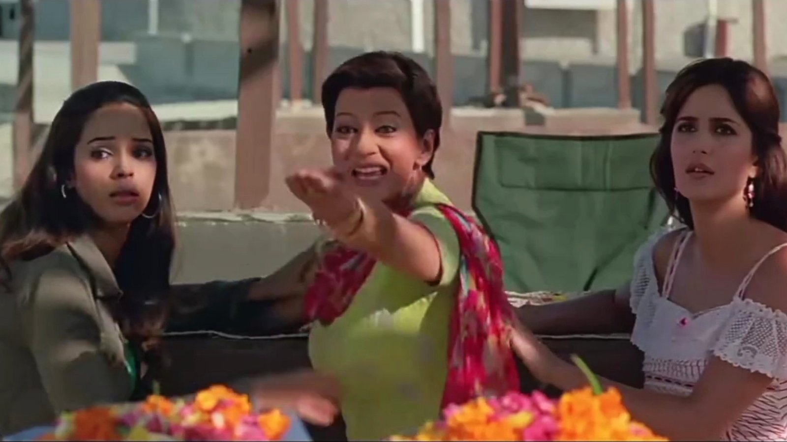 Dekho Ye Zinda Hai Meme Template