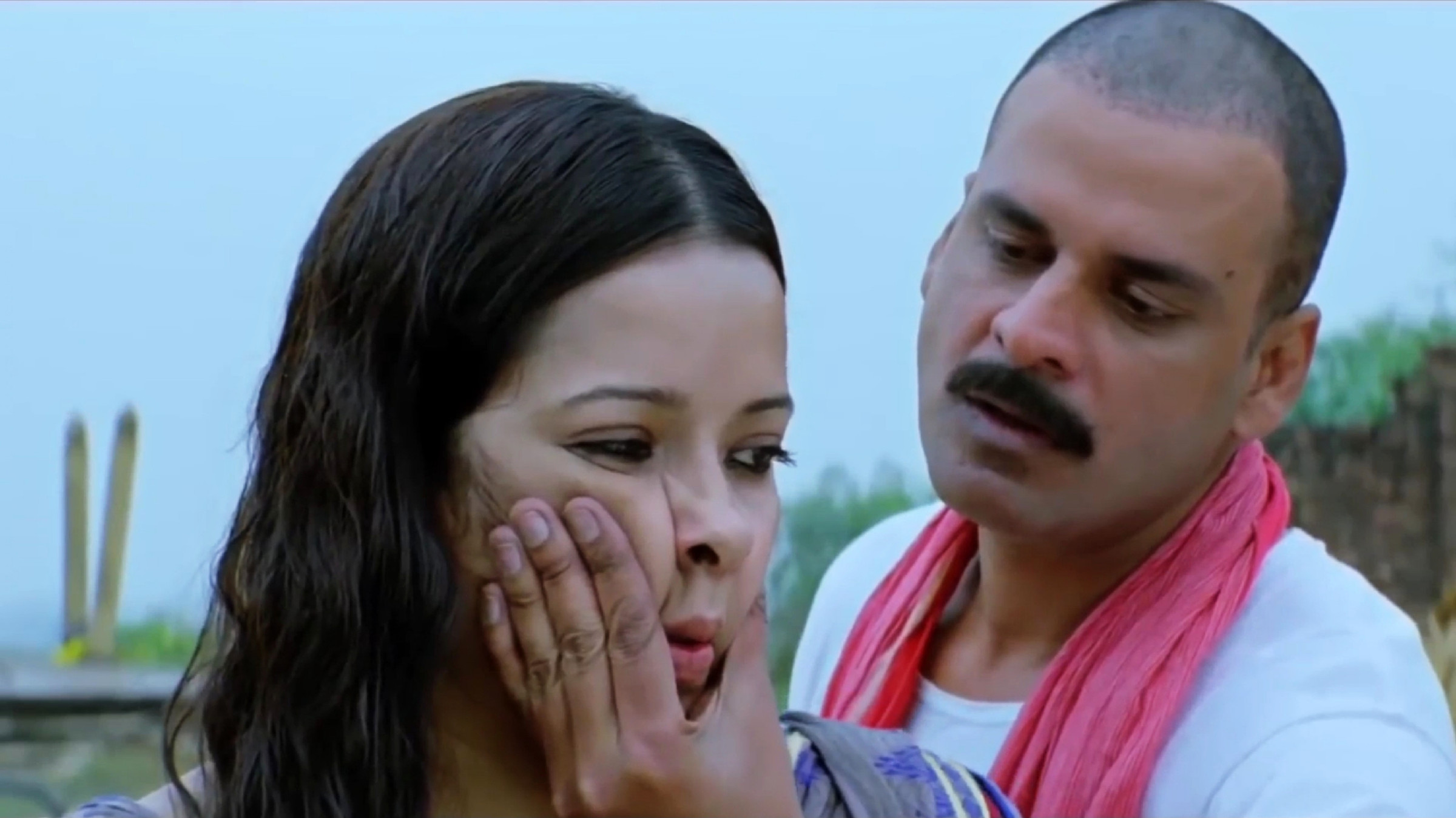 Kaanp Kahe Rahi Ho Blank Meme Download & Generator