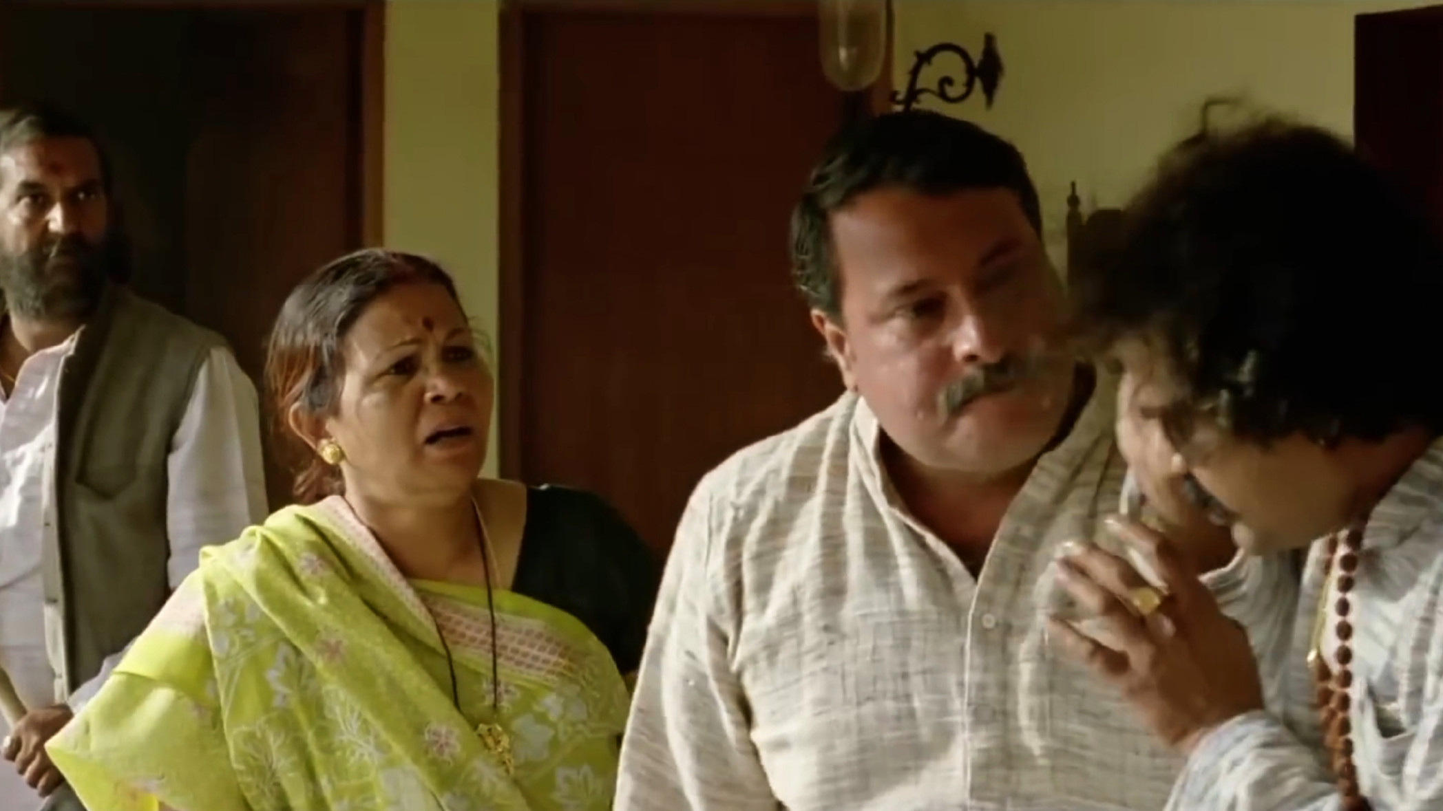 Saap Ko Paal Raha Tha Blank Meme Download & Generator