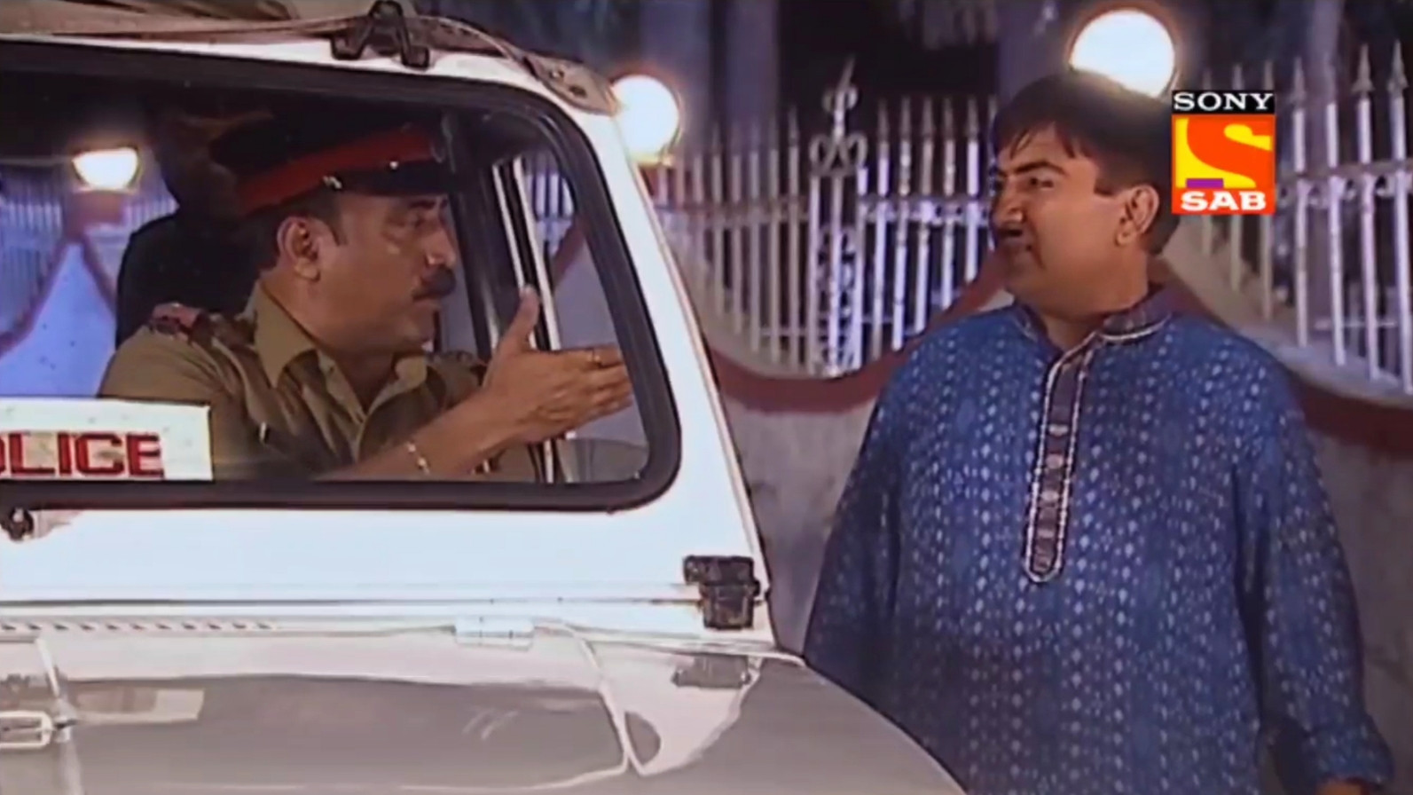 Ye Chapri Kaun Hai Blank Meme Template