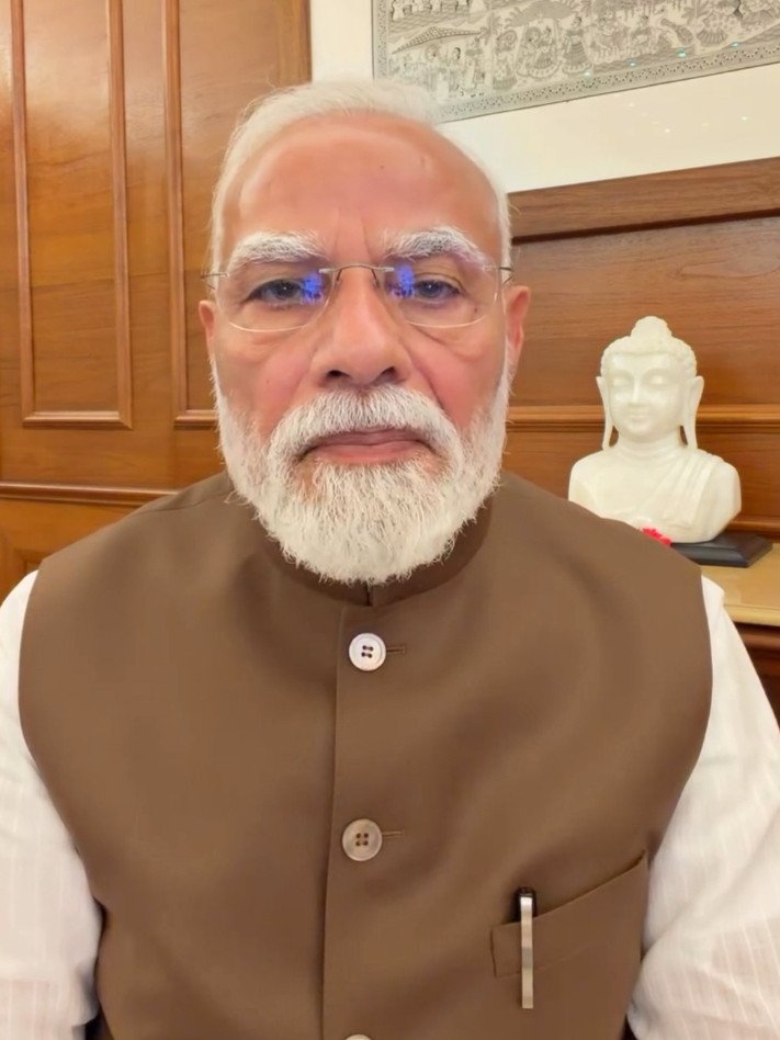Hum Aise Paristhitiyon Ko Lambe Samay Tak Blank Meme Template & Generator