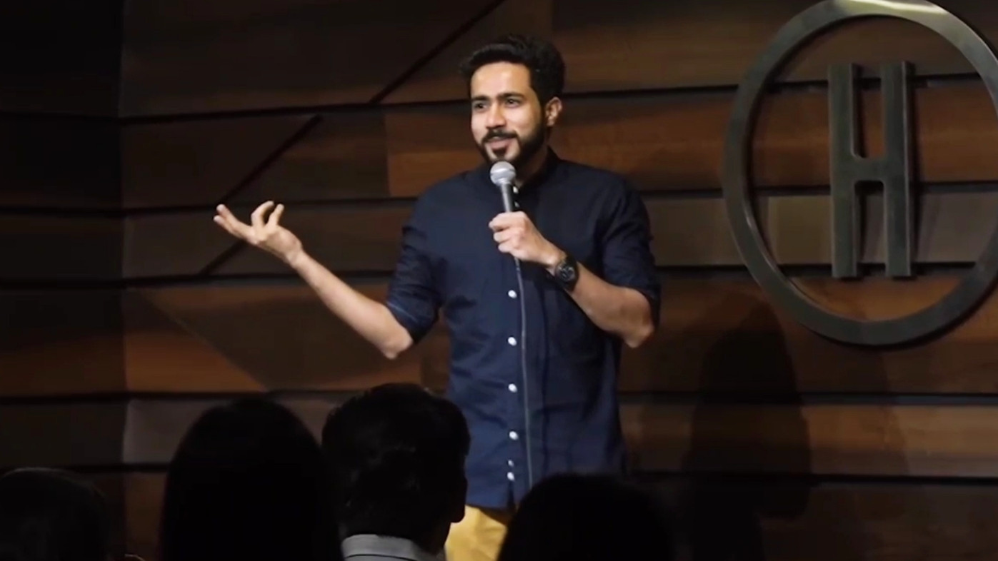 Mujhe Kyun Bata Rahe Ho Tum Ye? Blank Meme Download & Generator