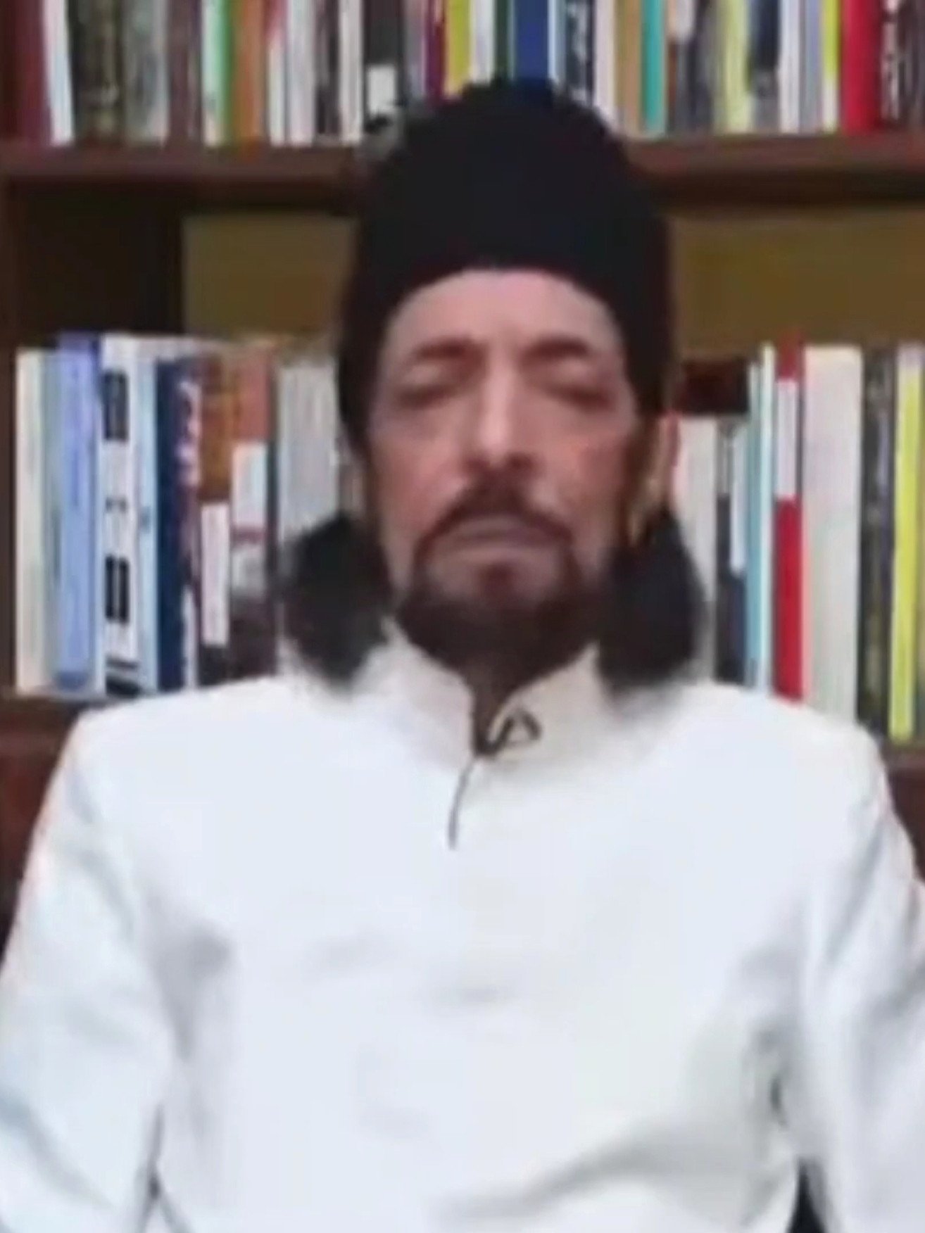 Main Nahi Bataunga - Laddan Jaffery Meme