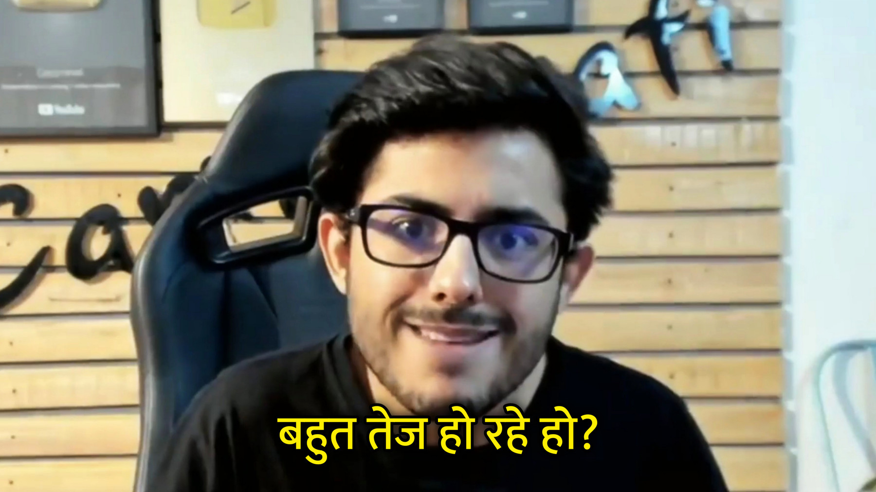 Bahut Tez Ho Rahe Ho? CarryMinati Hindi Meme Template Image
