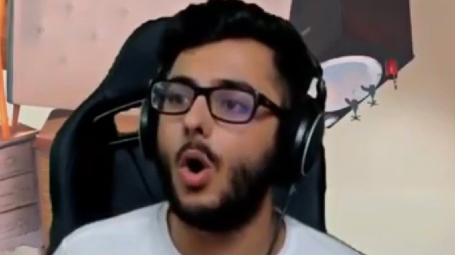 CarryMinati Ohh Ohh Ohh Ohh Blank Meme Template