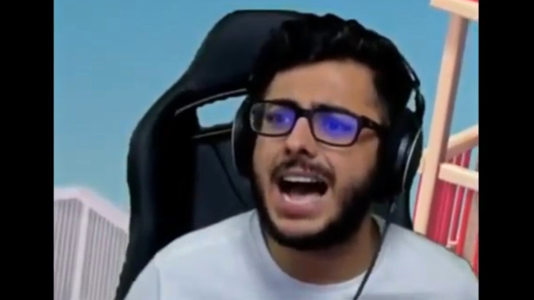 Chutiya Hai Kya Blank Meme Template