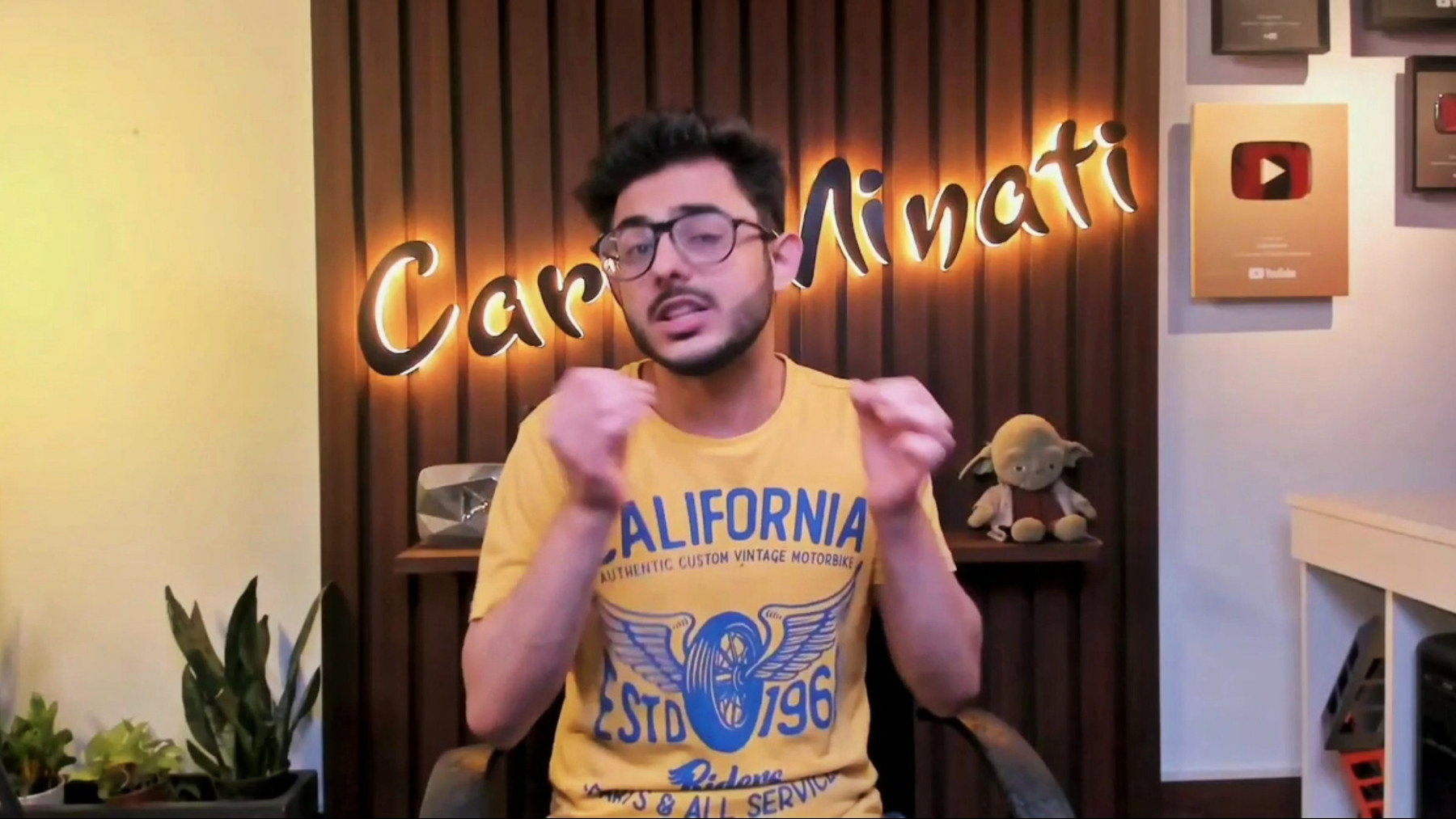 Main Ek Sadharan Chutiya Hota To Puchta Ye Video Kyu Hai Blank Meme Template