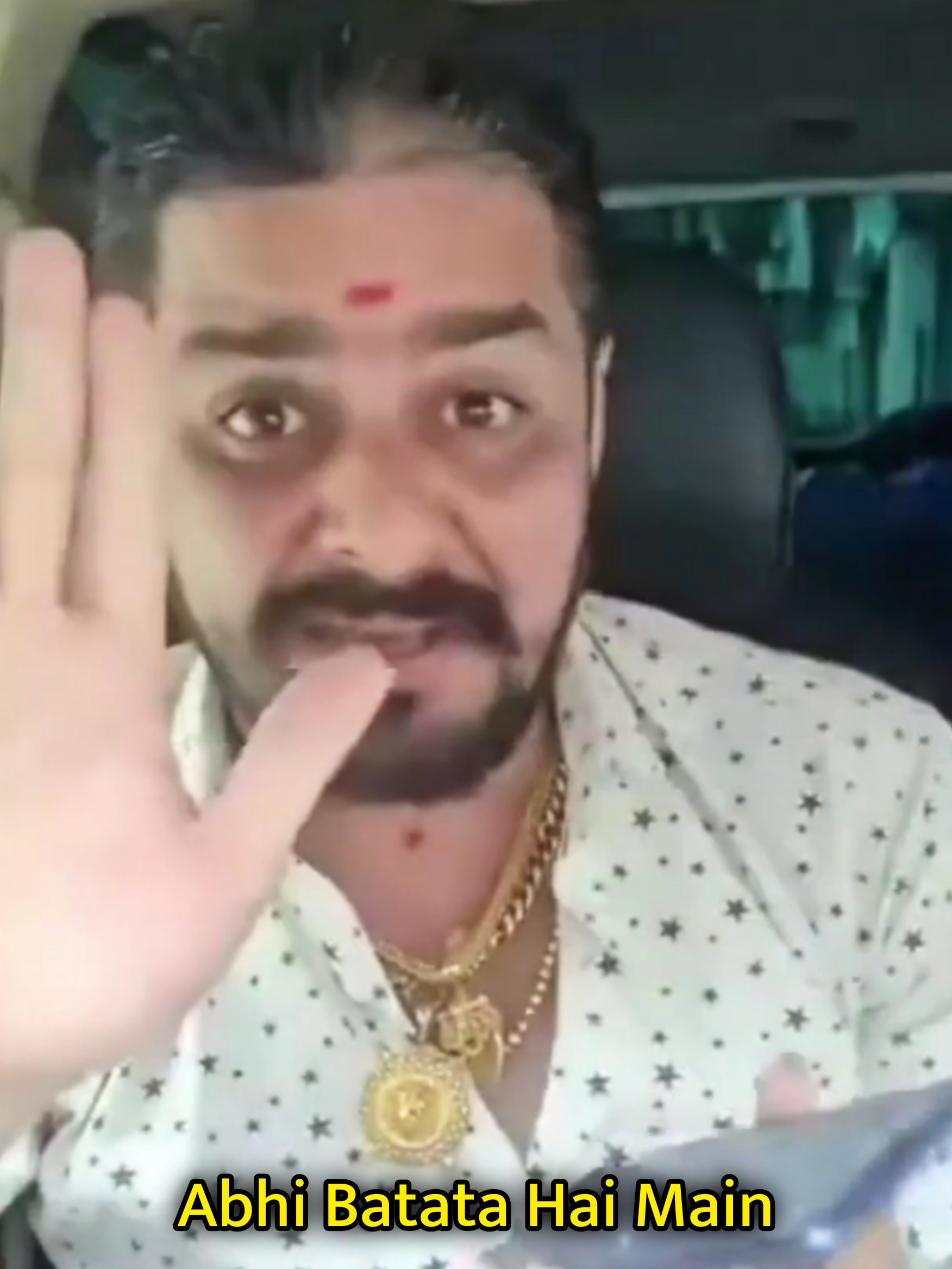 Abhi Batata Hai Main Meme Template