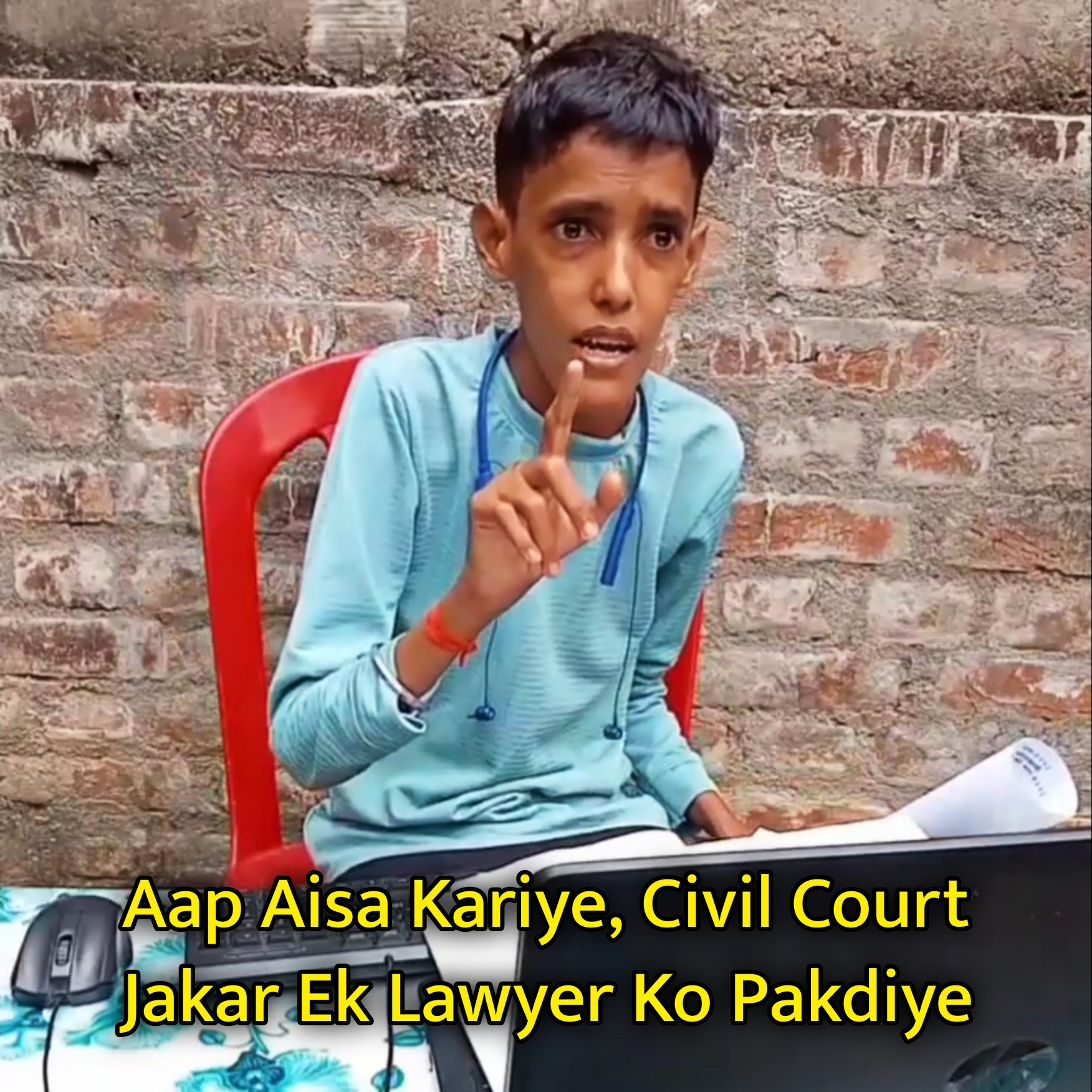 Aap Aisa Kariye, Civil Court Jakar Ek Lawyer Ko Pakdiye Meme Template