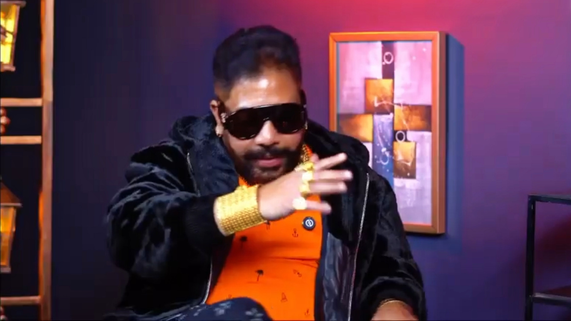 Main To Ja Raha Hu Yaar Full Meme Template