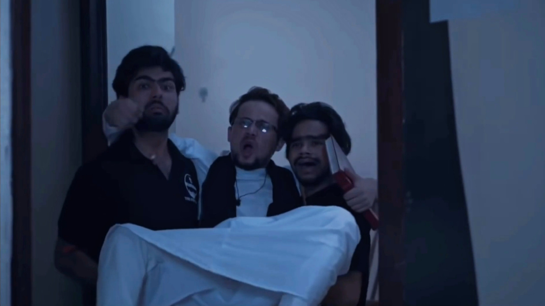 Arey Maiya Wo Ka Dekh Liyo Blank Meme Template